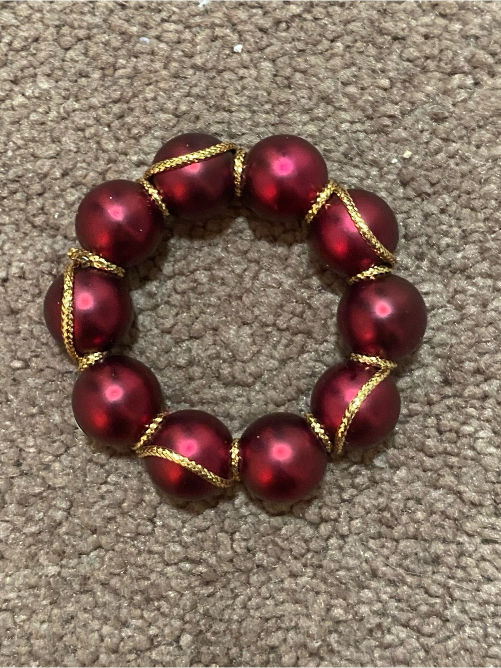 Set of 14 Holiday Red and Gold Bead Napkin Rings
